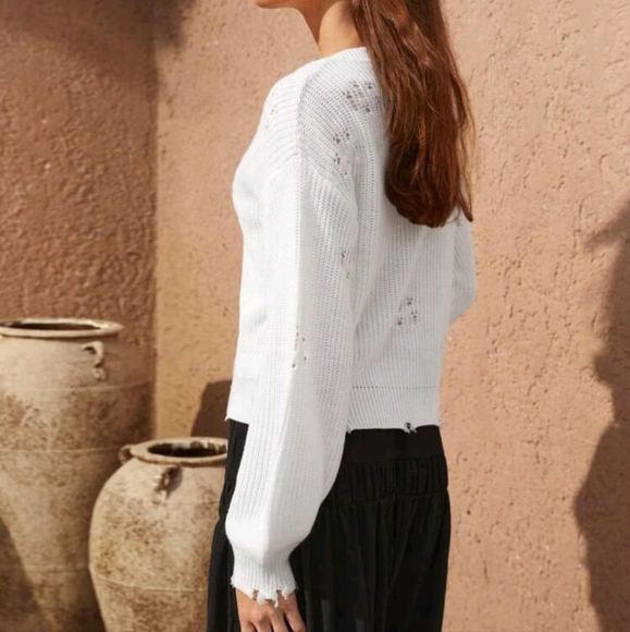 V Neck Drop Shoulder Ripped Detail Sweater - Picture 2 of 4